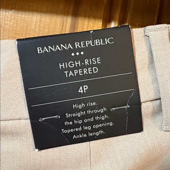NEW! Banana Republic Tapered Tan Pants - Ankle Length - High Rise - Size 4P - Picture 7 of 11